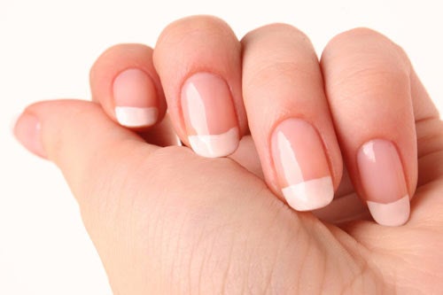 Los mejores endurecedores, bases y top coats para crear una manicura tendencia en casa